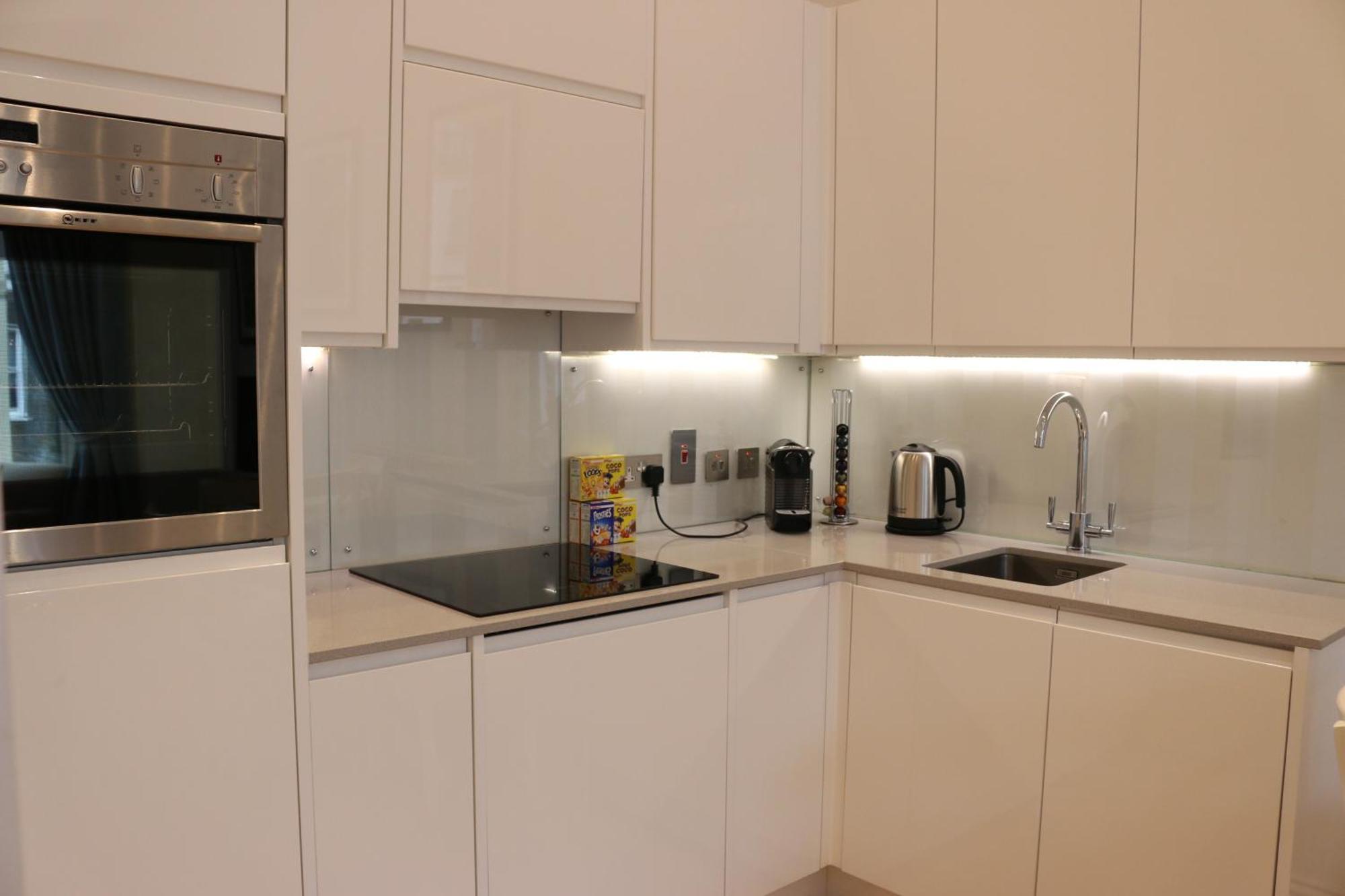 Luxury Garden View Flat - Kensington