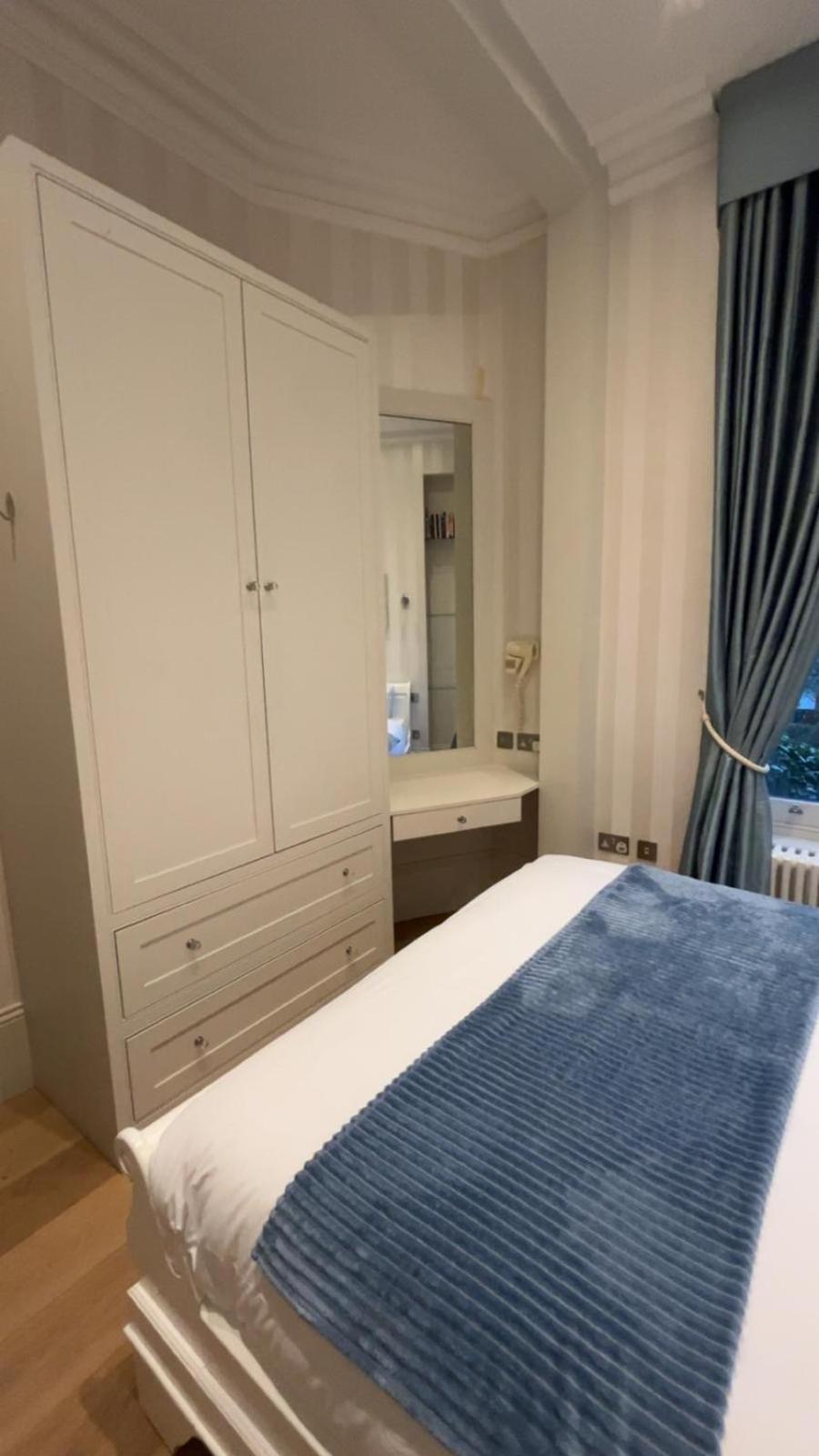 Luxury Garden View Flat - Kensington Apartment London